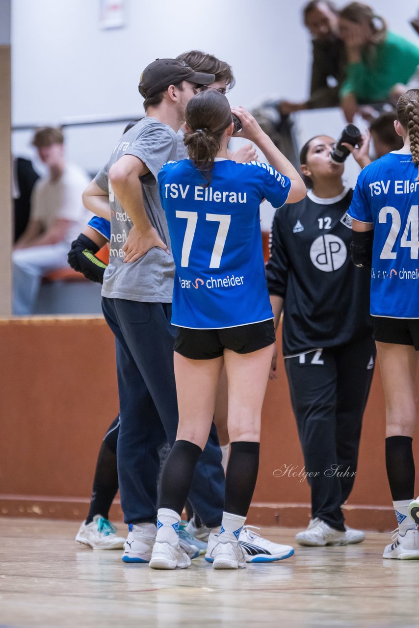 Bild 141 - wBJ TSV Ellerau - HSG Schue/We/Re : Ergebnis: 23:15